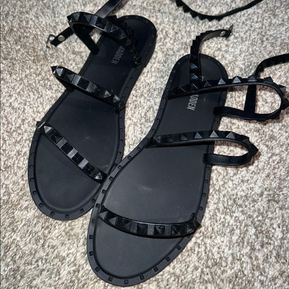 Steve Madden Sandals